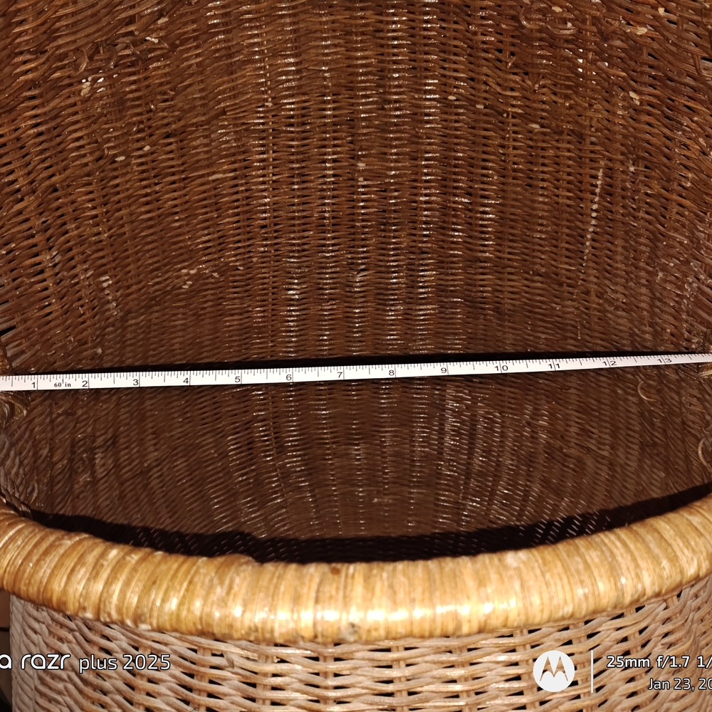 Vintage MCM Wicker Frog Basket - Picture 9 of 10